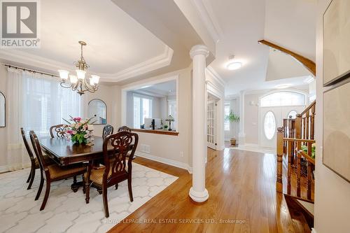 165 Alison Crescent, Oakville, ON - Indoor Photo Showing Dining Room