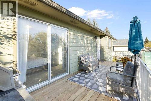 27 Deercrest Close Se, Calgary, AB 