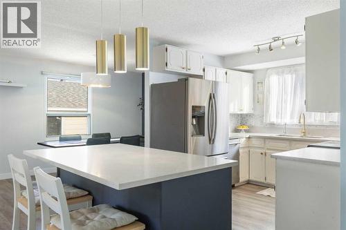 27 Deercrest Close Se, Calgary, AB 