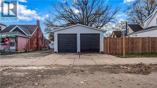 View of detached garage - 491 Upper Wentworth Street, Hamilton, ON - Outdoor