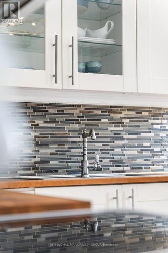 150 Arlington Avenue, Ottawa, ON - Indoor Photo Showing Kitchen