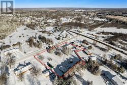 10 mins either Carleton Place or Smiths Falls - 