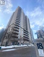 1002 - 18 HILLCREST AVE AVENUE  Toronto, ON M2N 6T5
