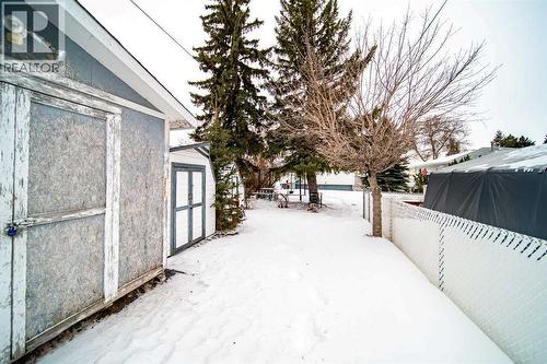 706 7 Avenue, Wainwright, AB - Outdoor