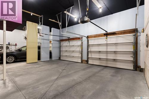 1980 Ottawa Street, Regina, SK - Indoor Photo Showing Garage