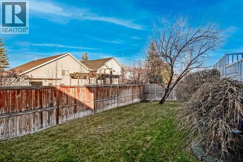 150 Somerset Close Sw, Calgary, AB - Outdoor