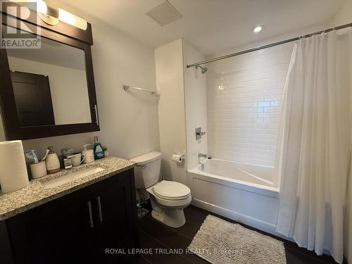 1514 - 1235 Richmond Street, London East (East B), ON - Indoor Photo Showing Bathroom