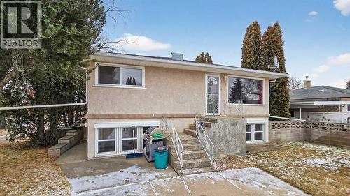 1822 8 Avenue N  Lethbridge, AB T1H 1B5