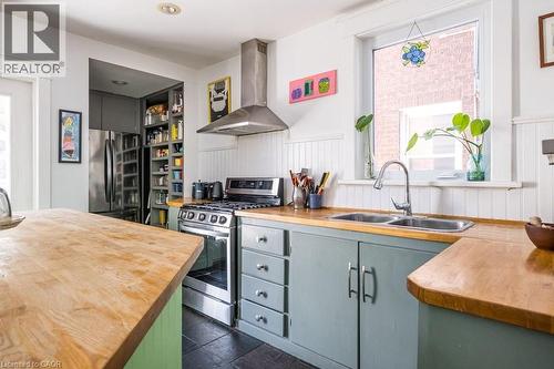 44 Cline Avenue N, Hamilton, ON - Indoor Photo Showing Kitchen With Double Sink