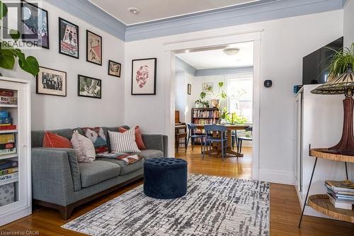 44 Cline Avenue N, Hamilton, ON - Indoor Photo Showing Other Room