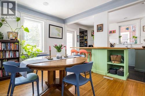 44 Cline Avenue N, Hamilton, ON - Indoor Photo Showing Dining Room