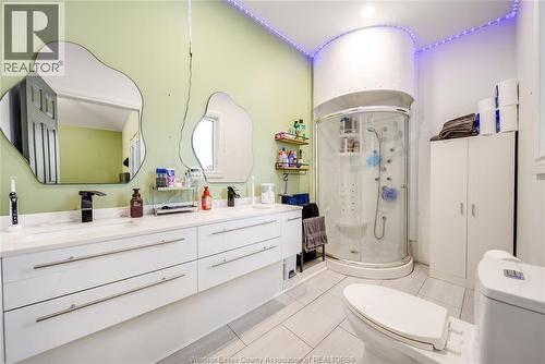 856 Talbot, Lakeshore, ON - Indoor Photo Showing Bathroom