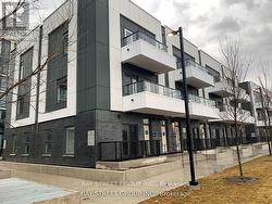 13 - 30 LAGERFELD DRIVE  Brampton, ON L7A 5L5