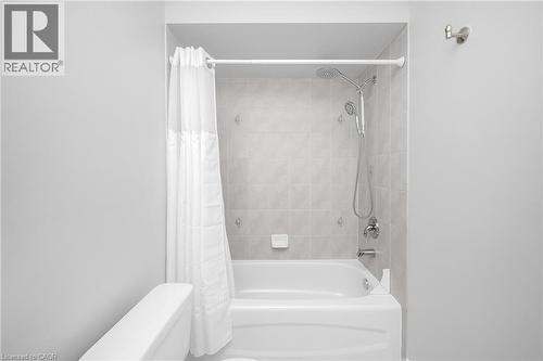 3897 Quiet Creek Drive, Mississauga, ON - Indoor Photo Showing Bathroom