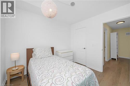 3897 Quiet Creek Drive, Mississauga, ON - Indoor Photo Showing Bedroom