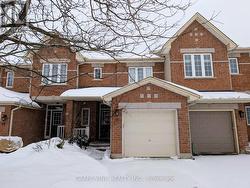16 CEDAR VALLEY DRIVE  Ottawa, ON K2M 2Y5