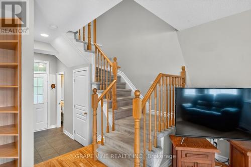 16 Cedar Valley Drive, Ottawa, ON - Indoor Photo Showing Other Room