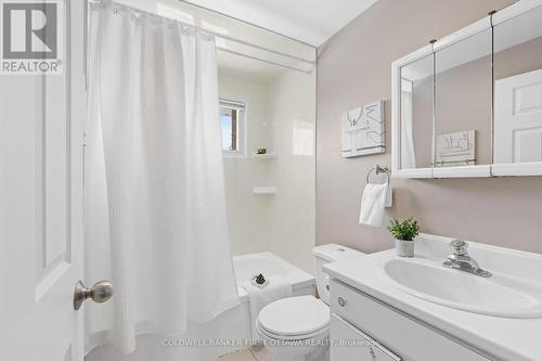 770 Trojan Avenue, Ottawa, ON - Indoor Photo Showing Bathroom