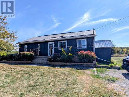 12075 LOYALIST PARKWAY  Prince Edward County (Hallowell Ward), ON K0K 2T0