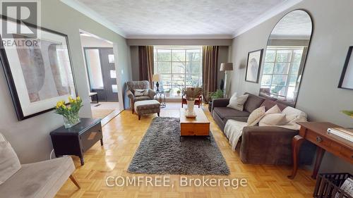 99 Mcbay Road, Brant (Brantford Twp), ON - Indoor Photo Showing Living Room