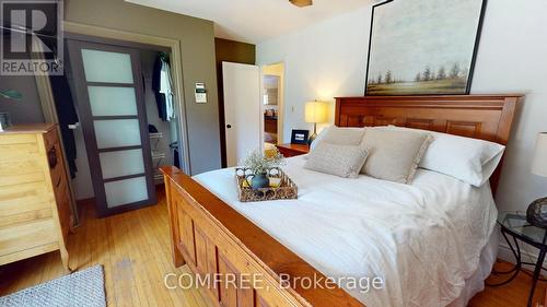 99 Mcbay Road, Brant (Brantford Twp), ON - Indoor Photo Showing Bedroom