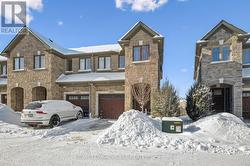 523 HOLLYBROOK CRESCENT  Kitchener, ON N2R 0P1