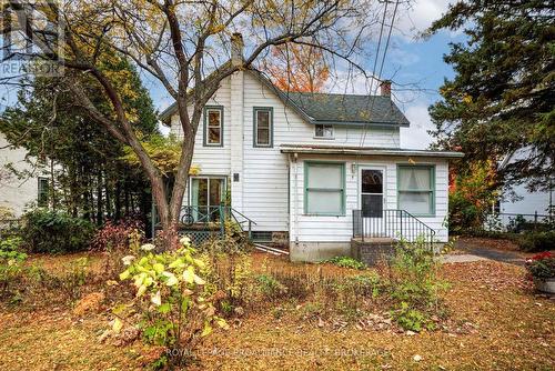 21 Osborne Street, Gananoque, ON - Outdoor
