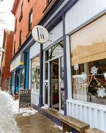 4271 Rue St-Jacques  Montréal (Le Sud-Ouest), QC H4C 1J7