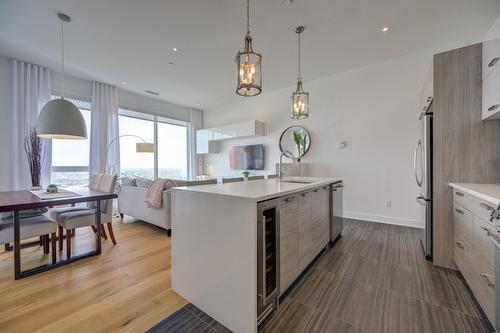 Vue d'ensemble - 1702-1400 Rue Lucien-Paiement, Laval (Laval-Des-Rapides), QC - Indoor Photo Showing Kitchen With Upgraded Kitchen