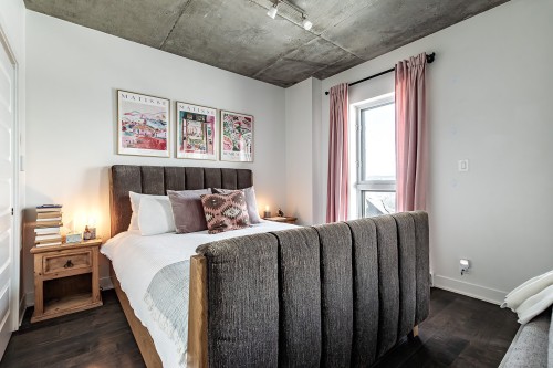 Chambre à coucher - 613-2335 Ch. Manella, Mont-Royal, QC - Indoor Photo Showing Bedroom