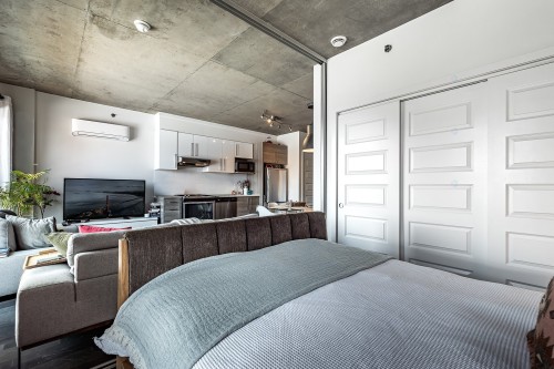 Chambre à coucher - 613-2335 Ch. Manella, Mont-Royal, QC - Indoor Photo Showing Bedroom