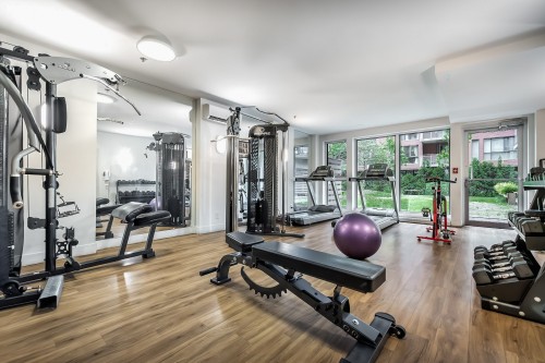 Salle d'exercice - 613-2335 Ch. Manella, Mont-Royal, QC - Indoor Photo Showing Gym Room