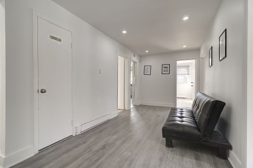 Office - 1358 Rue Sauvé E., Montréal (Ahuntsic-Cartierville), QC - Indoor