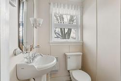 Powder room - 