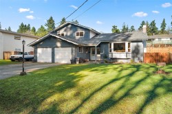 2512 Jeanine Dr  Langford, BC V9B 4X9