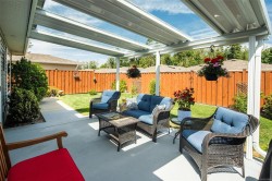 54-7586 Tetayut Rd  Central Saanich, BC V8M 0B4