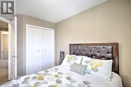 388 Auburn Crest Way Se, Calgary, AB - Indoor Photo Showing Bedroom
