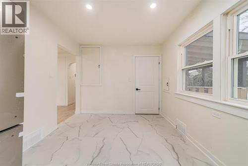 1114 Edward Unit# Upper, Windsor, ON - Indoor Photo Showing Other Room
