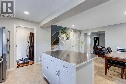 36 Bridlecrest Street Sw, Calgary, AB - Indoor