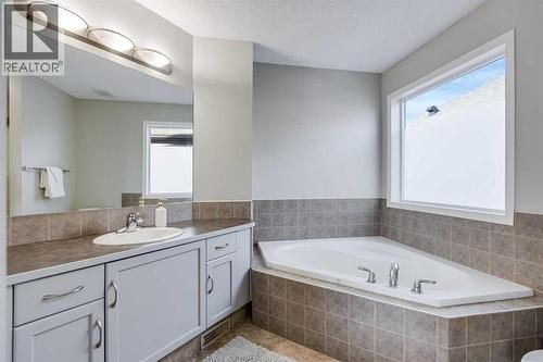 36 Bridlecrest Street Sw, Calgary, AB - Indoor Photo Showing Bathroom