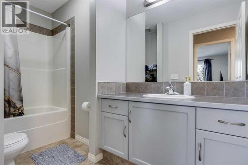 36 Bridlecrest Street Sw, Calgary, AB - Indoor Photo Showing Bathroom
