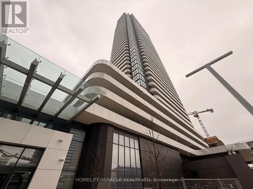 2005 - 28 INTERCHANGE WAY  Vaughan, ON L4K 0P8