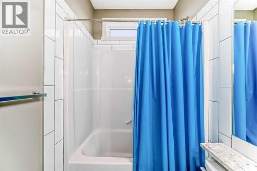 96 Skyview Ranch Avenue Ne, Calgary, AB - Indoor Photo Showing Bathroom