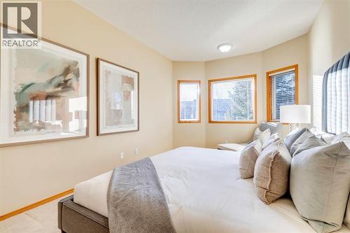 15875 Shannon Link Sw, Calgary, AB - Indoor Photo Showing Bedroom