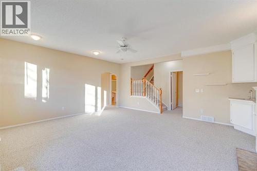 15875 Shannon Link Sw, Calgary, AB - Indoor Photo Showing Other Room