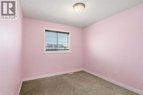 250 Fox Crescent, Fort Mcmurray, AB - Indoor Photo Showing Other Room