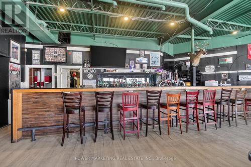 858 Merivale Road, Ottawa, ON 