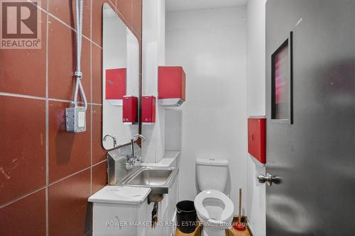 858 Merivale Road, Ottawa, ON 