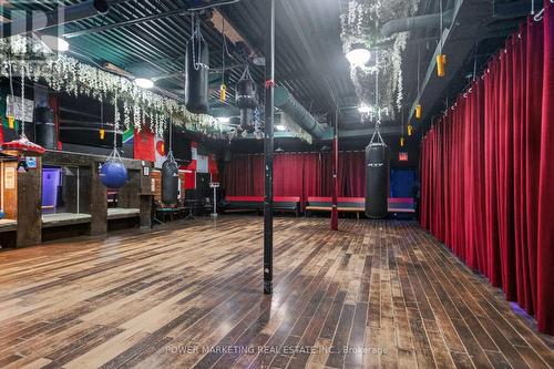 858 Merivale Road, Ottawa, ON 