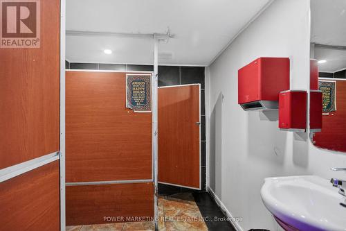 858 Merivale Road, Ottawa, ON 